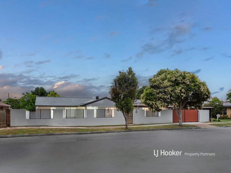 54 Chauvin Street, Robertson QLD 4109