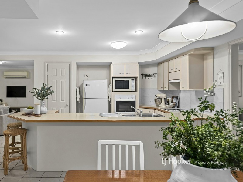 9 Conrad Place, Wishart QLD 4122