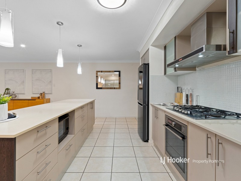 24 Fatima Place, Calamvale QLD 4116