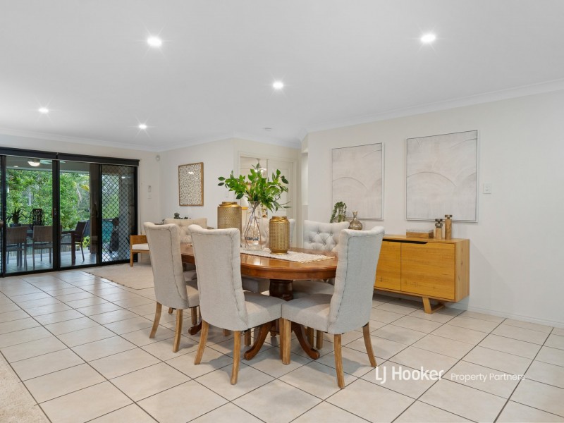24 Fatima Place, Calamvale QLD 4116