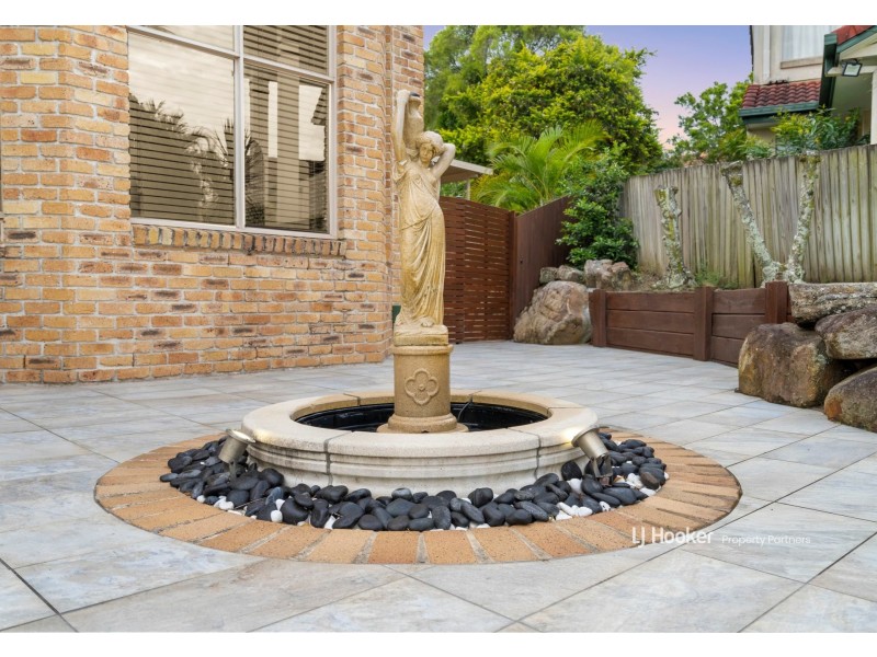 12 Totten Close, Eight Mile Plains QLD 4113