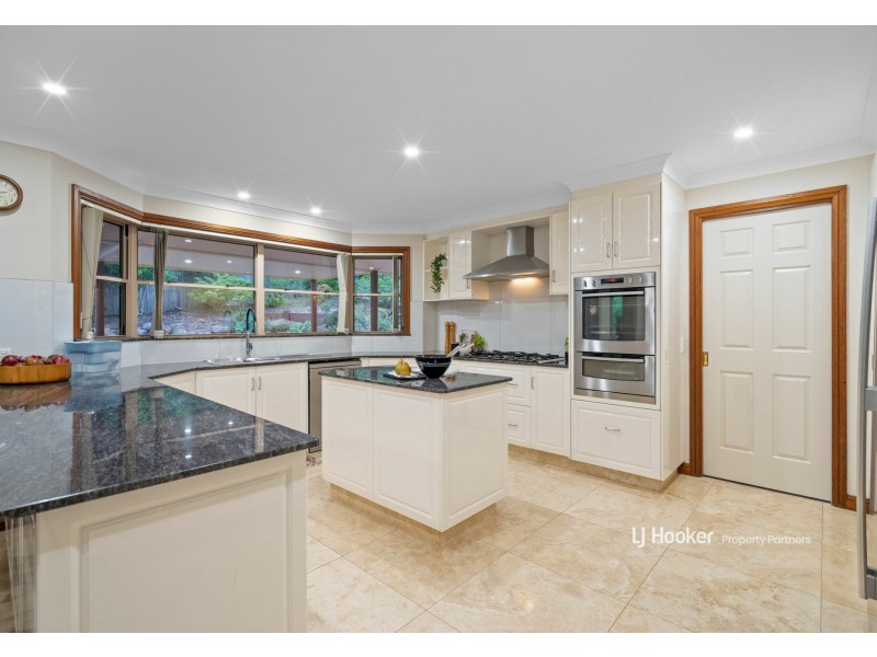 12 Totten Close, Eight Mile Plains QLD 4113