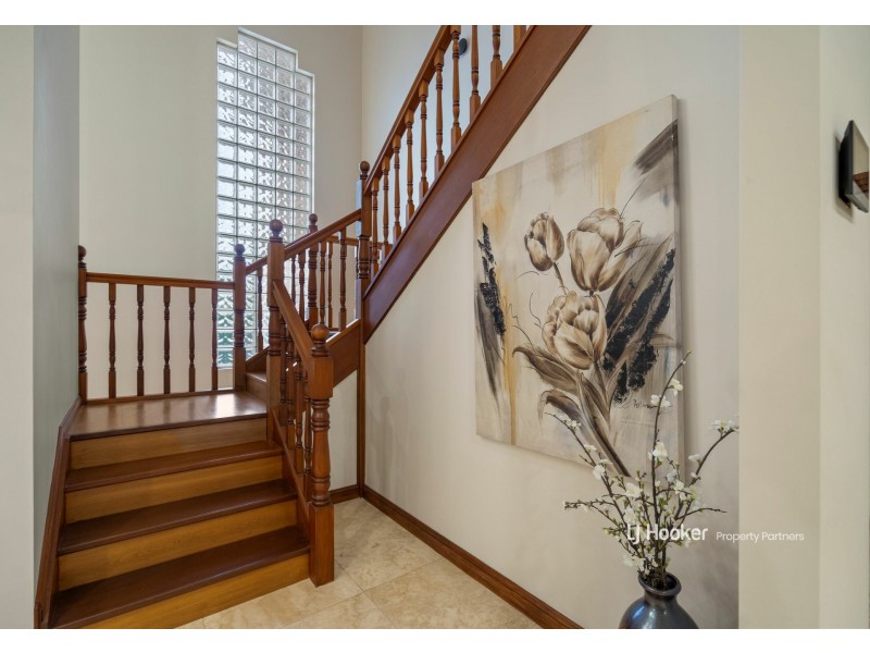 12 Totten Close, Eight Mile Plains QLD 4113