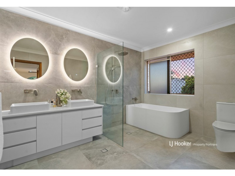 12 Totten Close, Eight Mile Plains QLD 4113