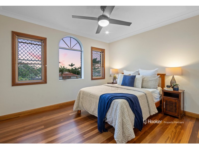 12 Totten Close, Eight Mile Plains QLD 4113