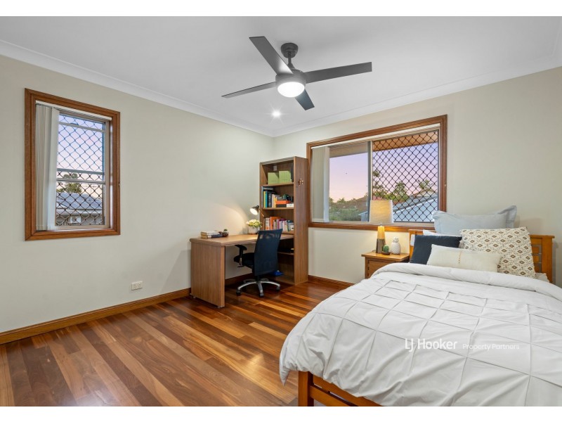 12 Totten Close, Eight Mile Plains QLD 4113