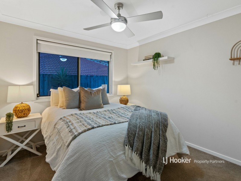 12 Raincliffe Place, Calamvale QLD 4116