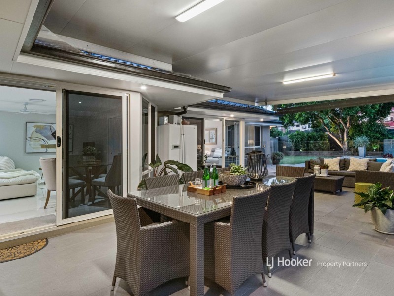 12 Raincliffe Place, Calamvale QLD 4116