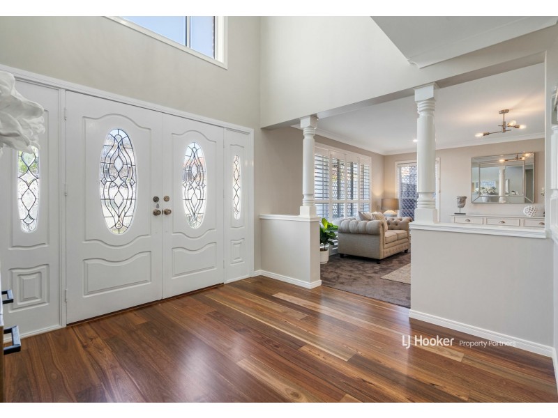 13 Washington Place, Stretton QLD 4116