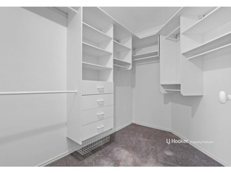 13 Washington Place, Stretton QLD 4116