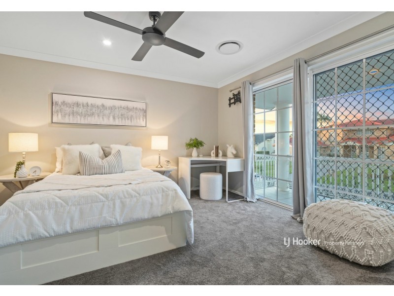 13 Washington Place, Stretton QLD 4116