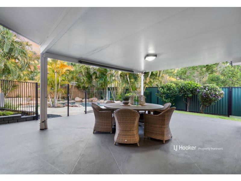 13 Washington Place, Stretton QLD 4116