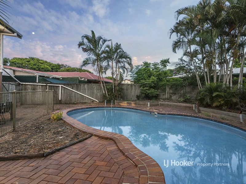 206 Pinelands Road, Sunnybank Hills QLD 4109