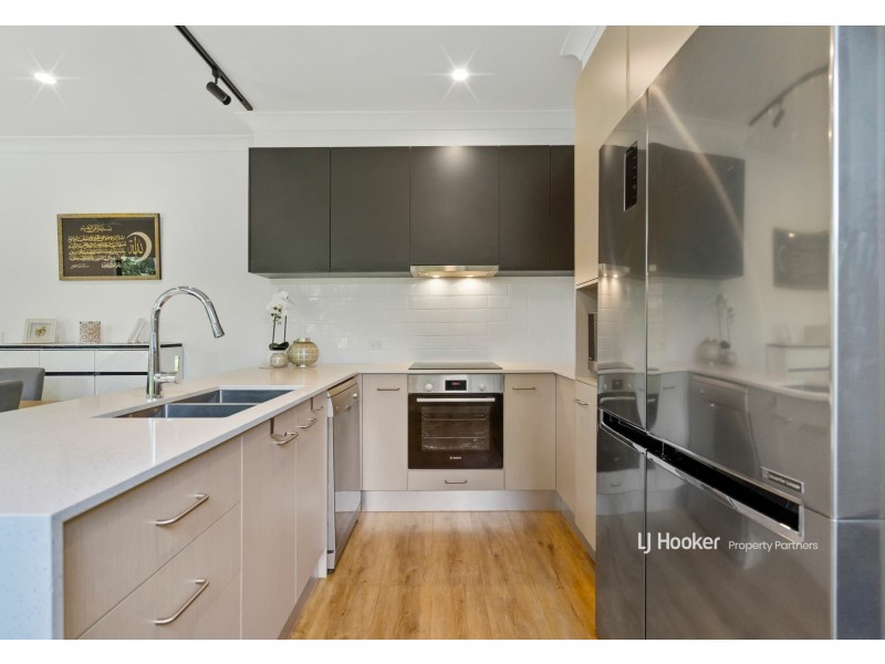 23/7 Delonix Place, Eight Mile Plains QLD 4113