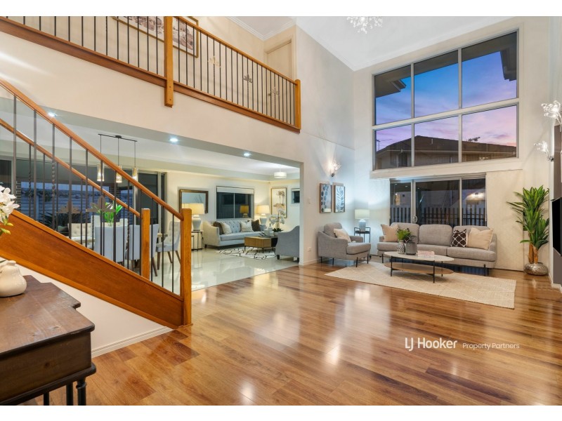 27 Alfred Circuit, Calamvale QLD 4116