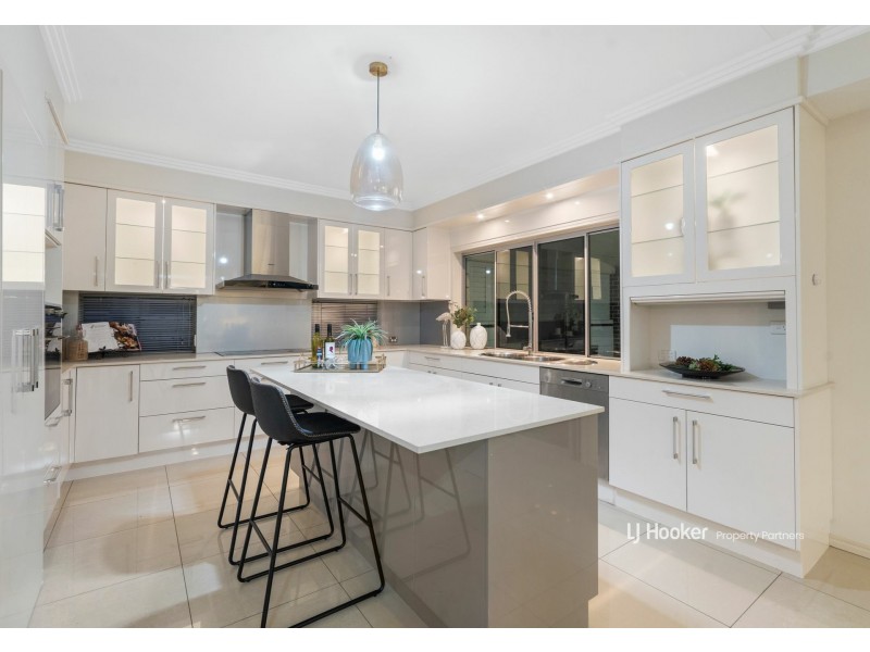 27 Alfred Circuit, Calamvale QLD 4116