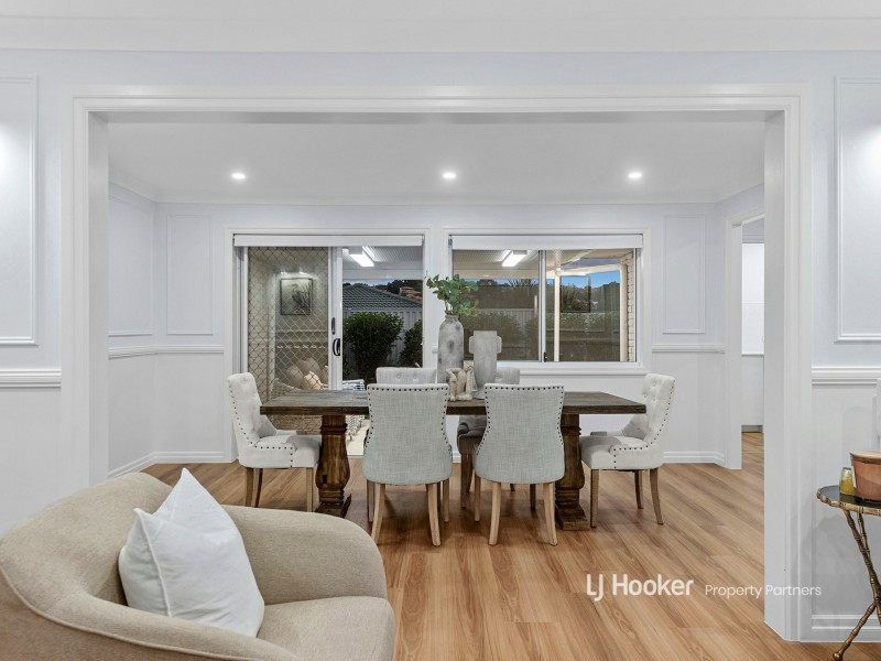 28 Buttercup Street, Mansfield QLD 4122