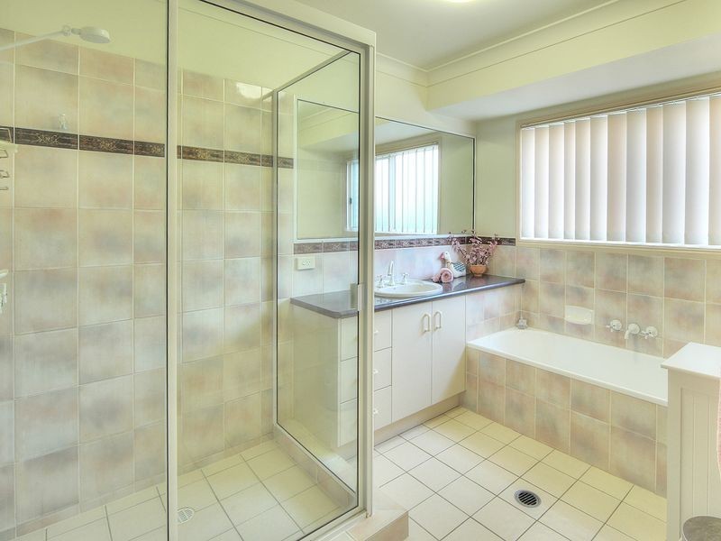 6 Lacebark Street, Stretton QLD 4116