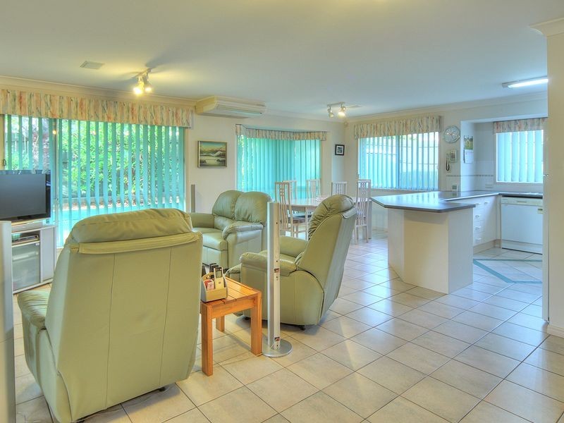 6 Lacebark Street, Stretton QLD 4116