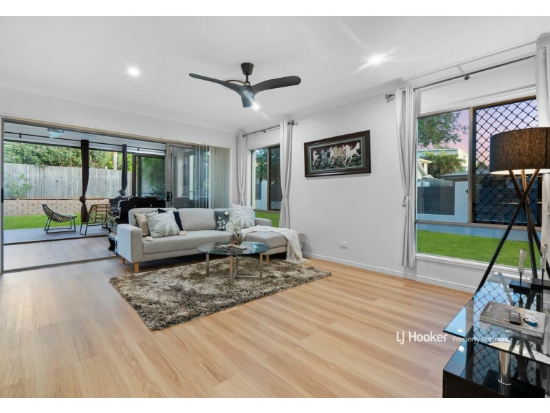 17 Henderson Street, Eight Mile Plains QLD 4113