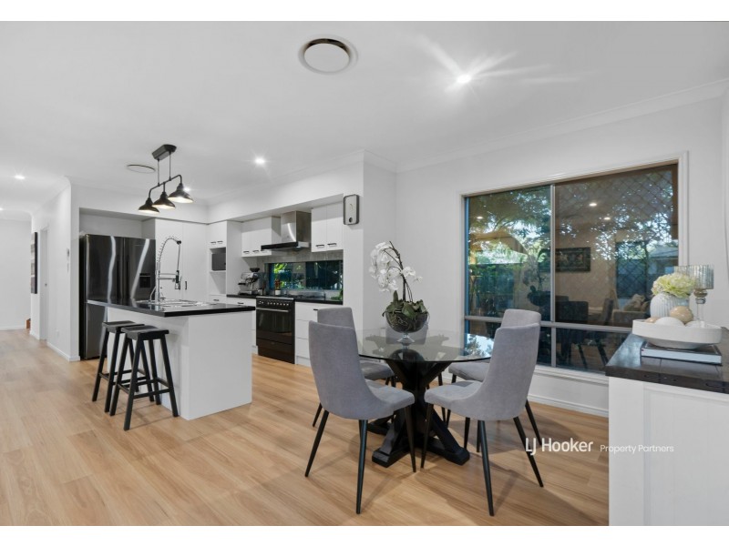 17 Henderson Street, Eight Mile Plains QLD 4113