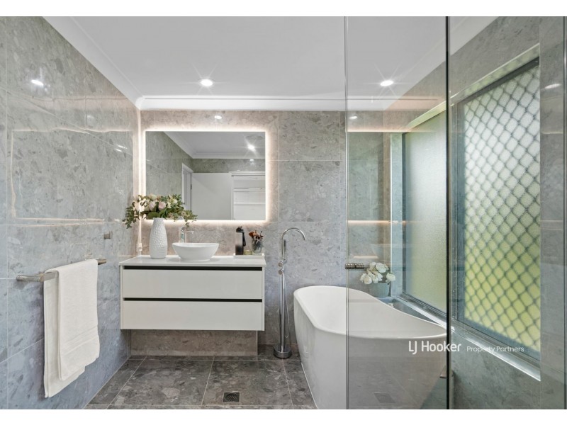 17 Henderson Street, Eight Mile Plains QLD 4113