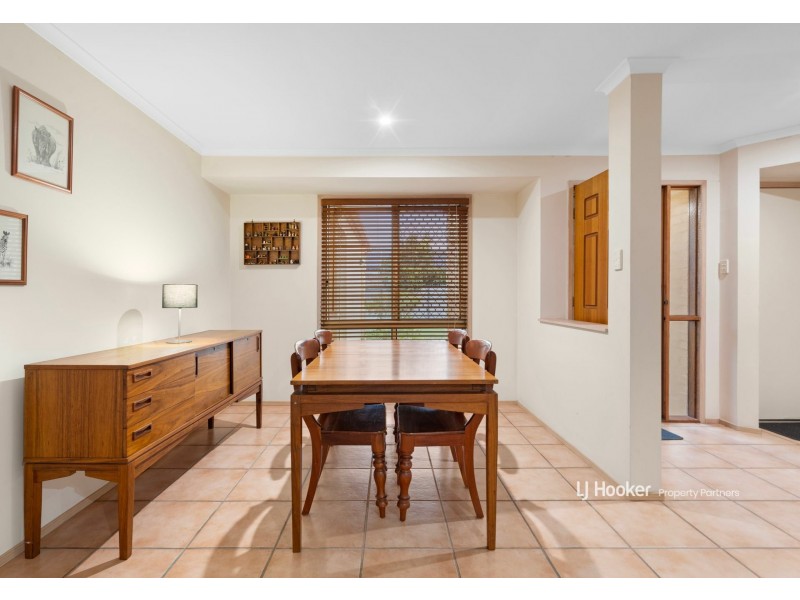 29 Lexington Place, Wishart QLD 4122