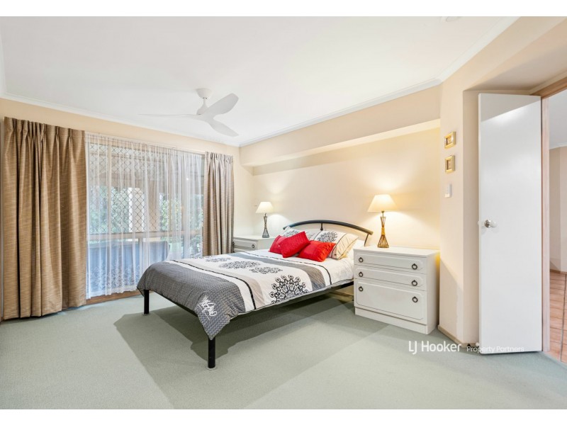 29 Lexington Place, Wishart QLD 4122