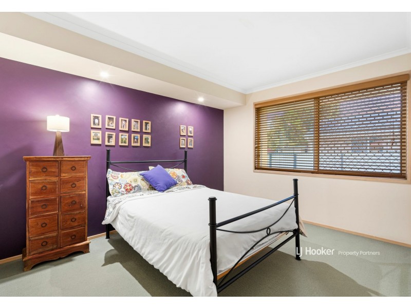 29 Lexington Place, Wishart QLD 4122