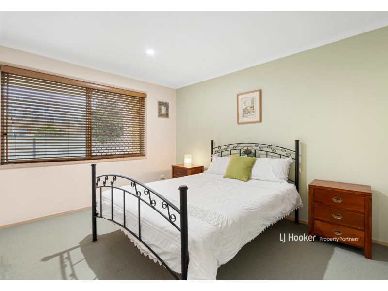 29 Lexington Place, Wishart QLD 4122