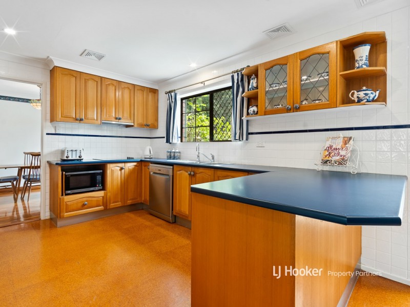 11 Fanfare Street, Eight Mile Plains QLD 4113