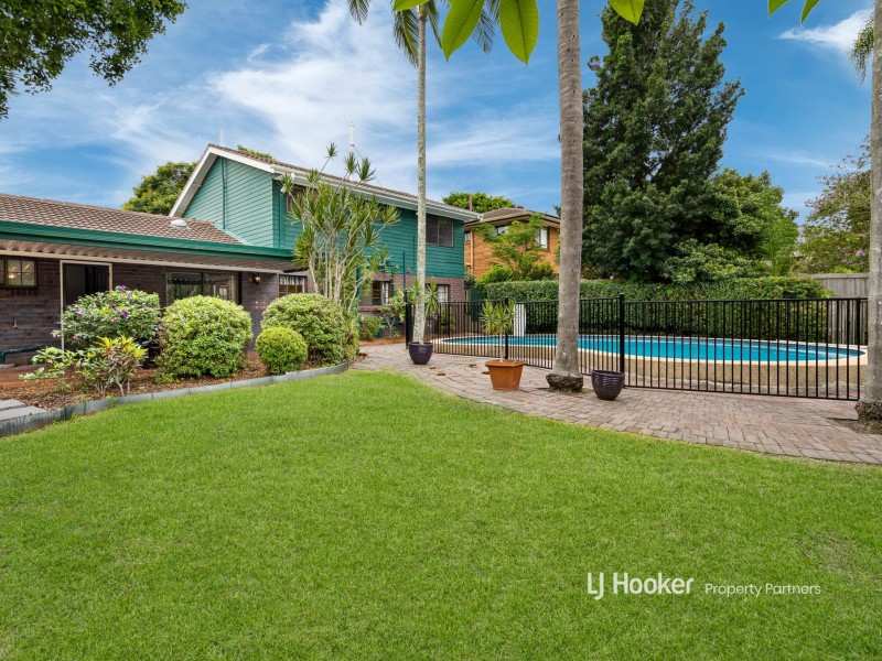 11 Fanfare Street, Eight Mile Plains QLD 4113
