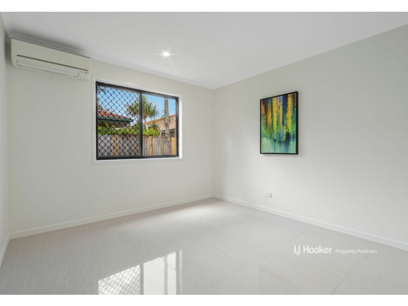 2 Scarlet Oak Place, Calamvale QLD 4116
