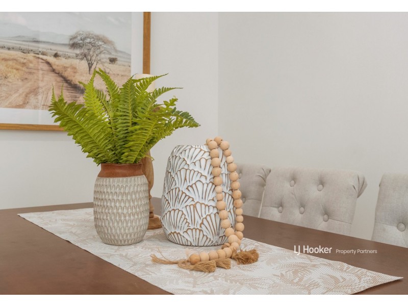 2 Scarlet Oak Place, Calamvale QLD 4116