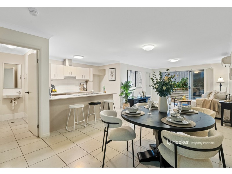 16/2 Diamantina Street, Calamvale QLD 4116