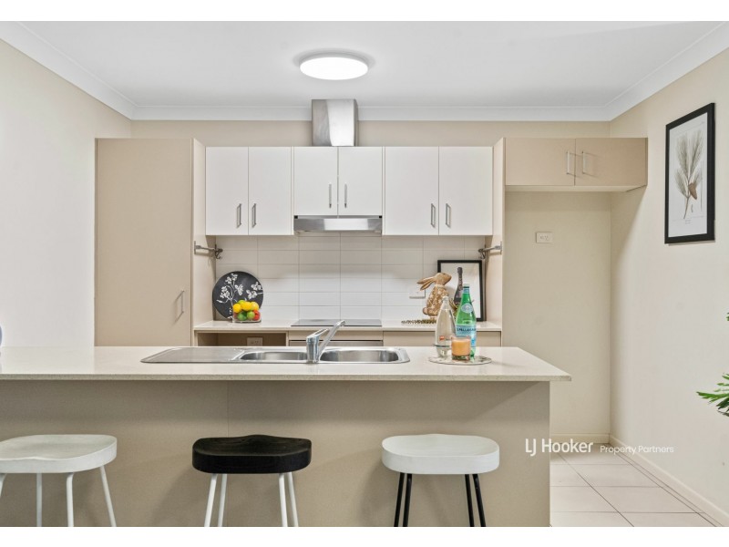 16/2 Diamantina Street, Calamvale QLD 4116