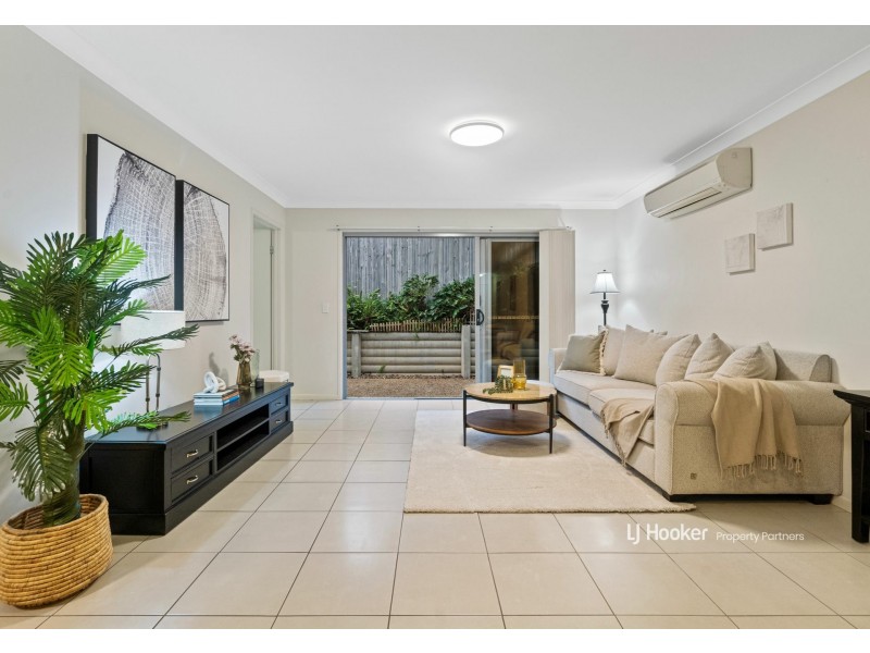 16/2 Diamantina Street, Calamvale QLD 4116