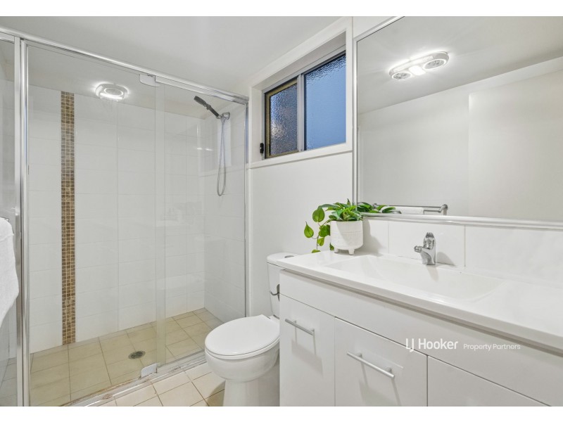 16/2 Diamantina Street, Calamvale QLD 4116