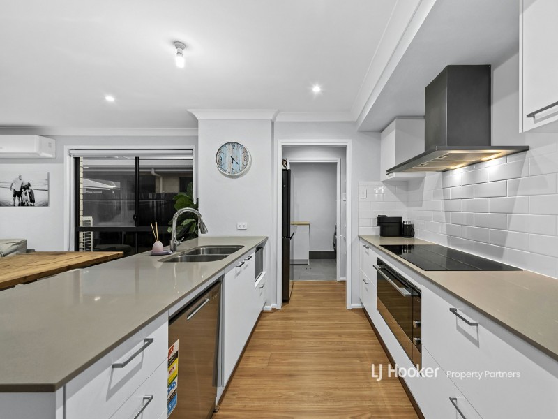 23 Ironbark Avenue, Park Ridge QLD 4125