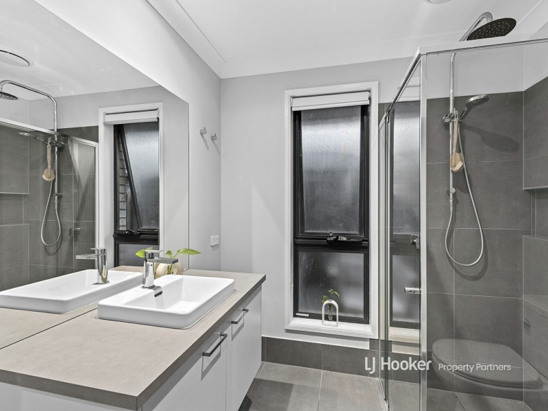 23 Ironbark Avenue, Park Ridge QLD 4125