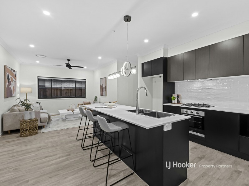 50 Grevillea Way, Park Ridge QLD 4125