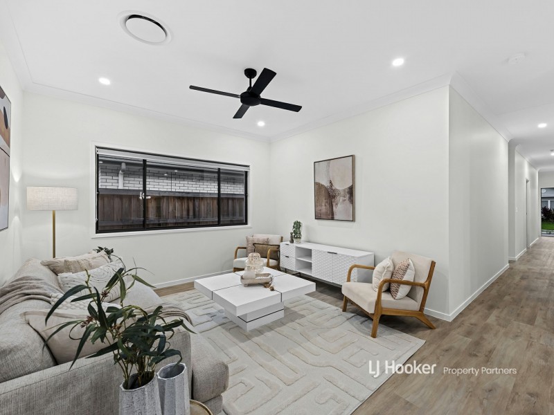 50 Grevillea Way, Park Ridge QLD 4125