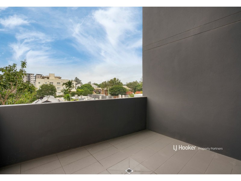 113/181 Clarence Road, Indooroopilly QLD 4068