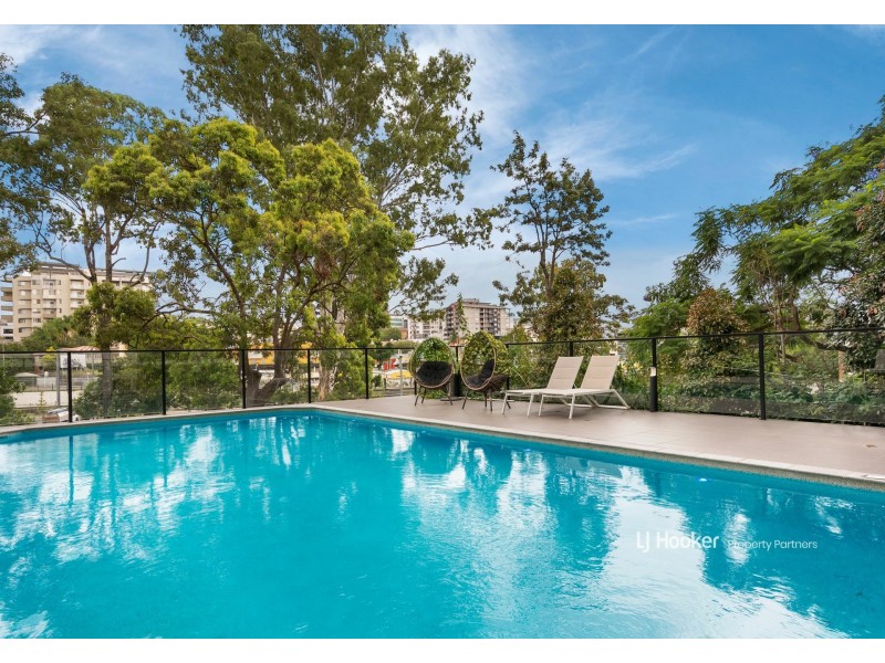 113/181 Clarence Road, Indooroopilly QLD 4068