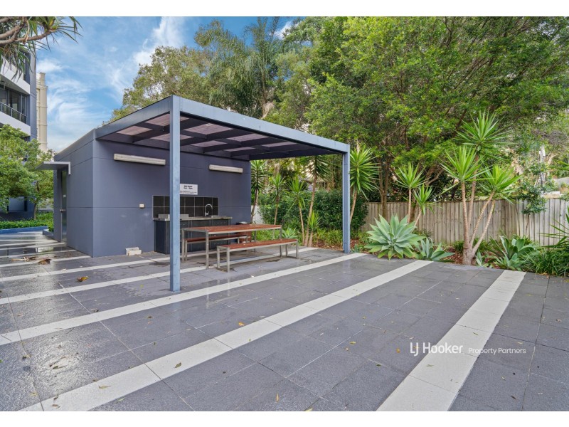 508/2 Aqua Street, Southport QLD 4215