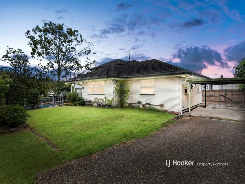 11 Burgess Street, Salisbury QLD 4107