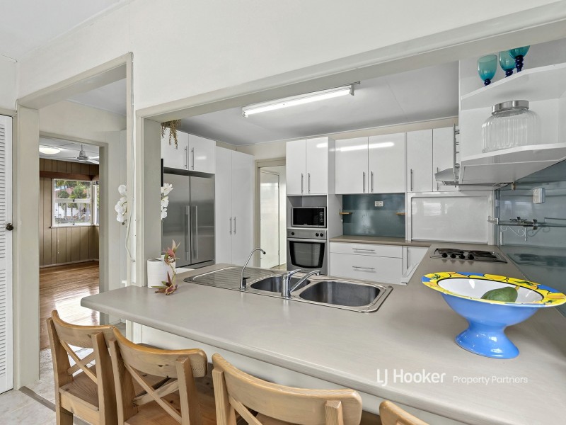 11 Burgess Street, Salisbury QLD 4107