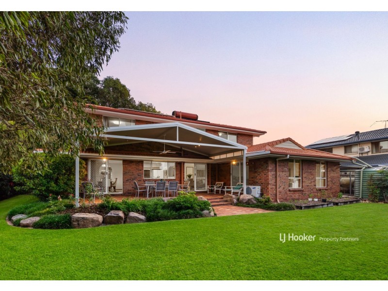 4 McKinley Court, Stretton QLD 4116