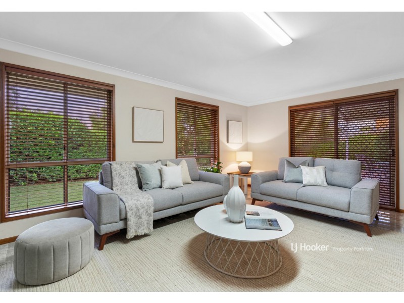 4 McKinley Court, Stretton QLD 4116