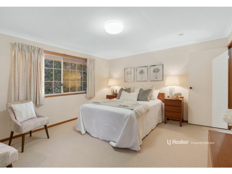 4 McKinley Court, Stretton QLD 4116